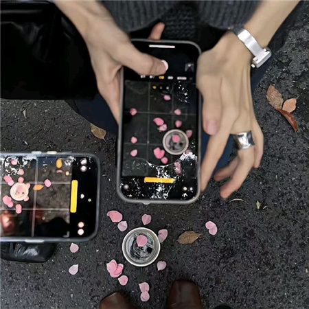 很有艺术细胞的很特别的背景图很显眼 好看有深意的配图