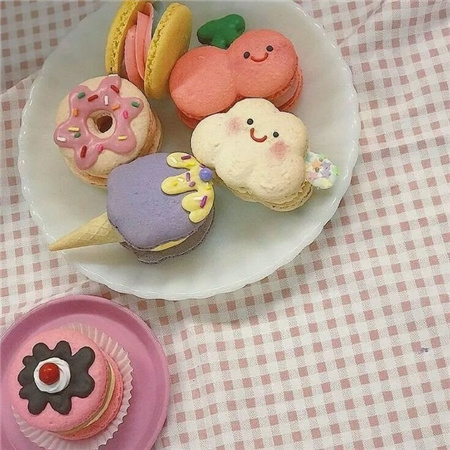 超心水的多巴胺吸睛背景图 生活就是一遍遍枯燥的重复和偶尔的新鲜感