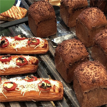 很有意义又很有特色的配图 你好像已经累了