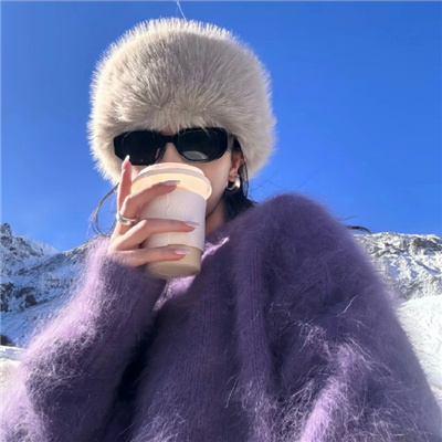 适合冬季的女头颜值很出众 真人超甜美的女头