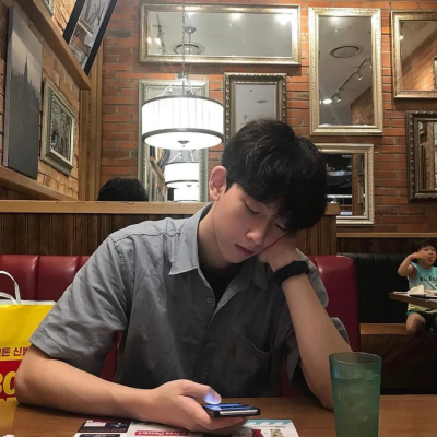 阳光开朗型男头颜值超帅气 个性十足的男头很出众