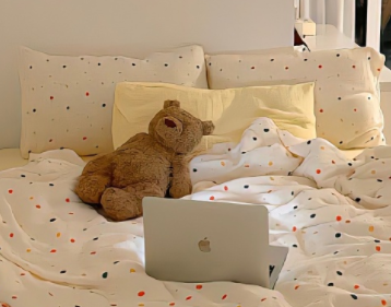 通透高级治愈系短句文案 悄悄发光不张扬的说说