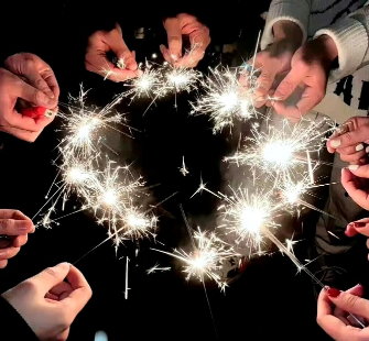 爱情中很卑微的说说文案 卑微到心痛的爱情句子 爱情中很卑微的说说文案 卑微到心痛的爱情句子