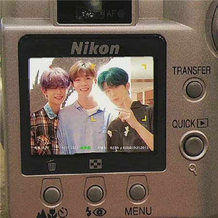 瞬间心动的朋友圈背景图 在暮色里寄存了一万次心动