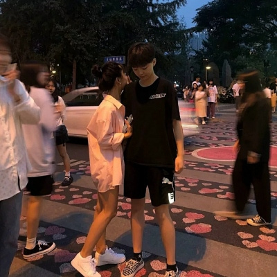 换上就舍不得分开的情头 很潮的甜甜情头合集