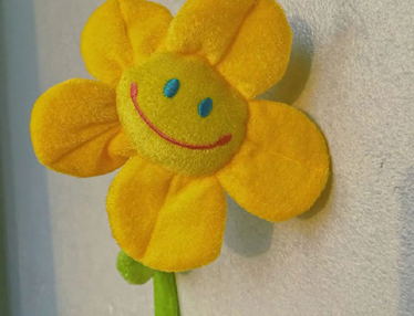 看一眼就很哇塞的朋友圈自拍文案 发自拍的俏皮说说