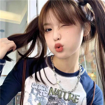 可爱女头精致又很呆萌 比较是偷走快乐的贼