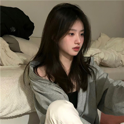 女头新版耐看很甜美热门 气质爆棚的简约好看女头