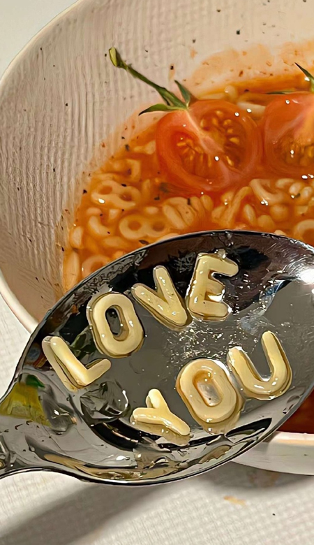 每张都是爱到极致的壁纸 喜欢的歌听了一遍又一遍