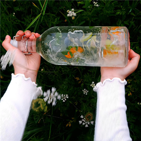 独特又很有美感的夏日绿色配图 2024夏季专属绿色朋友圈背景合集