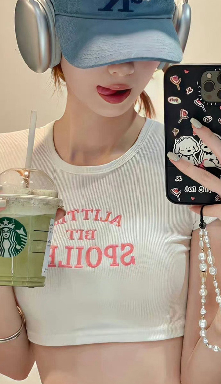 全屏优质的壁纸新版有特色 挑一张喜欢的壁纸送给自己吧